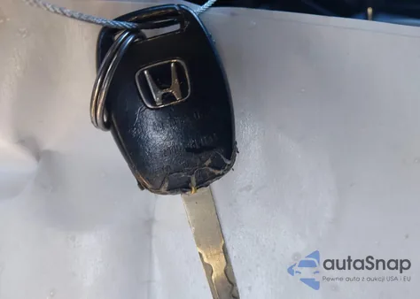 2010 Honda Fit Sport z USA, uszkodzony, nr VIN JHMGE8H47AC031993